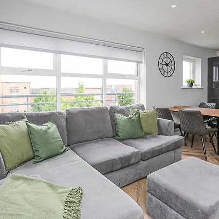 Charming Retreat In Belfast Apartment Exterior photo